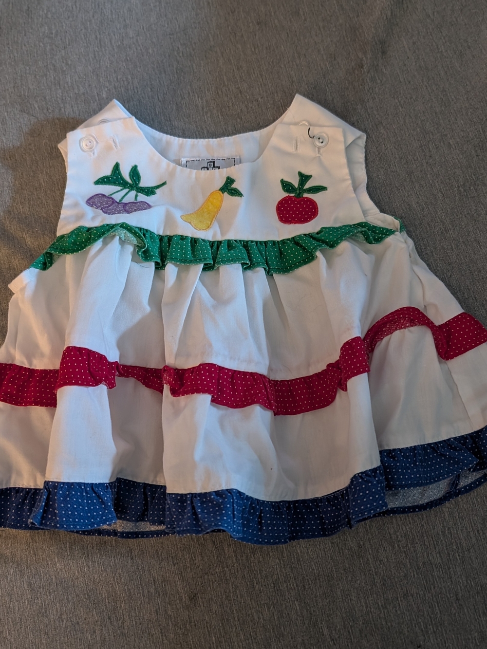 Vintage White Ruffle Fruit Appliqué Dress